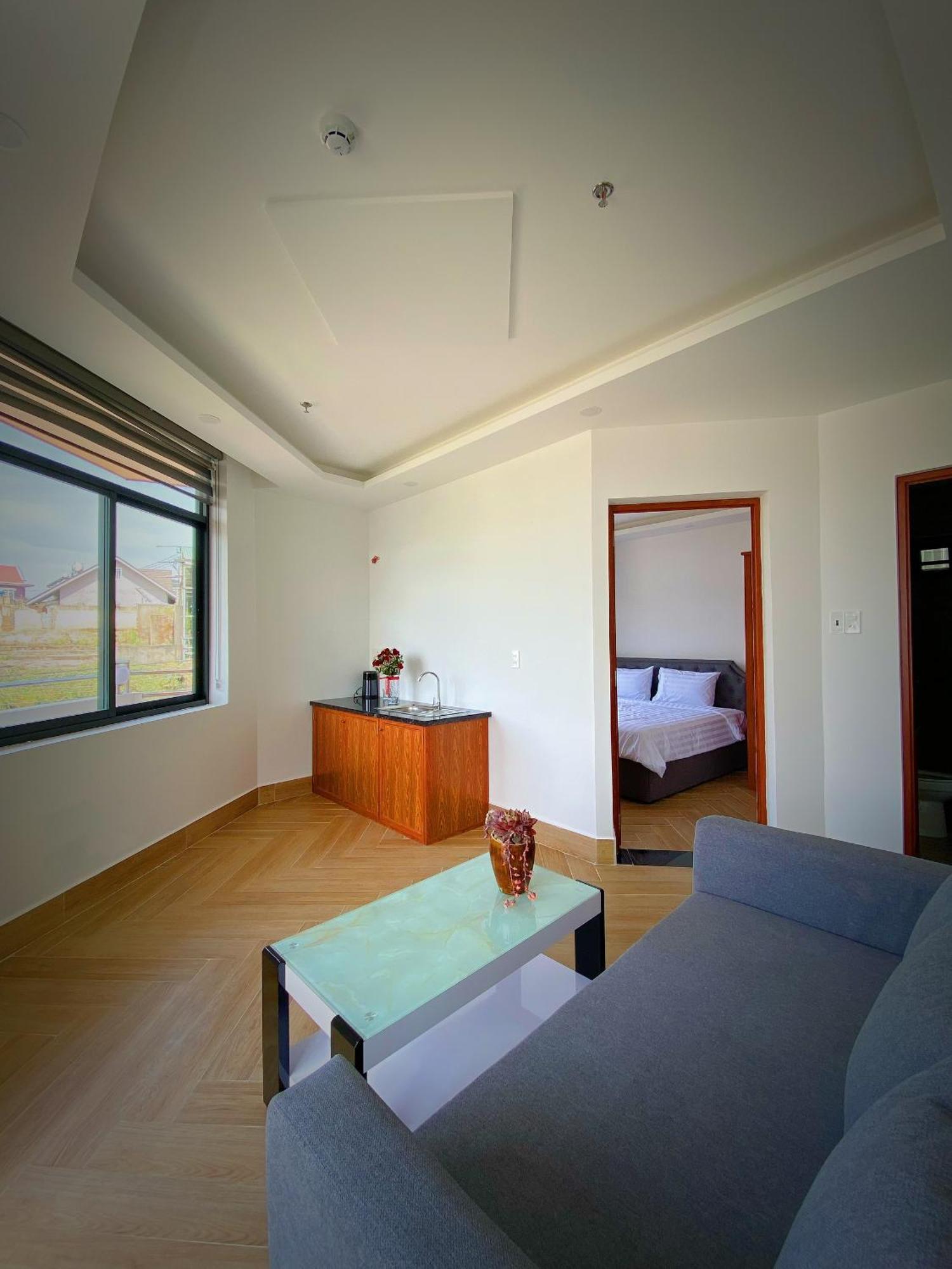 Khach San Anh Sang - Light House Hotel ดาลัด ภายนอก รูปภาพ